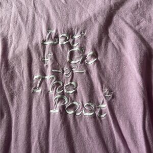 Women’s pacsun tshirt embroidered